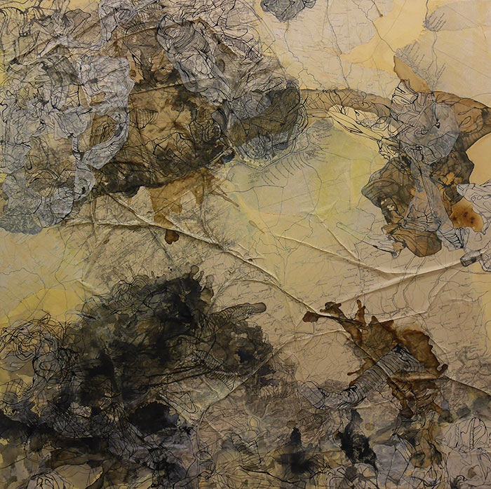 Barbara Lerch, Sans Titre. 100 x 100 x 1 cm (104 x 104 x 3 cm encadré), encres, café, acrylique et collages sur toile, 2017