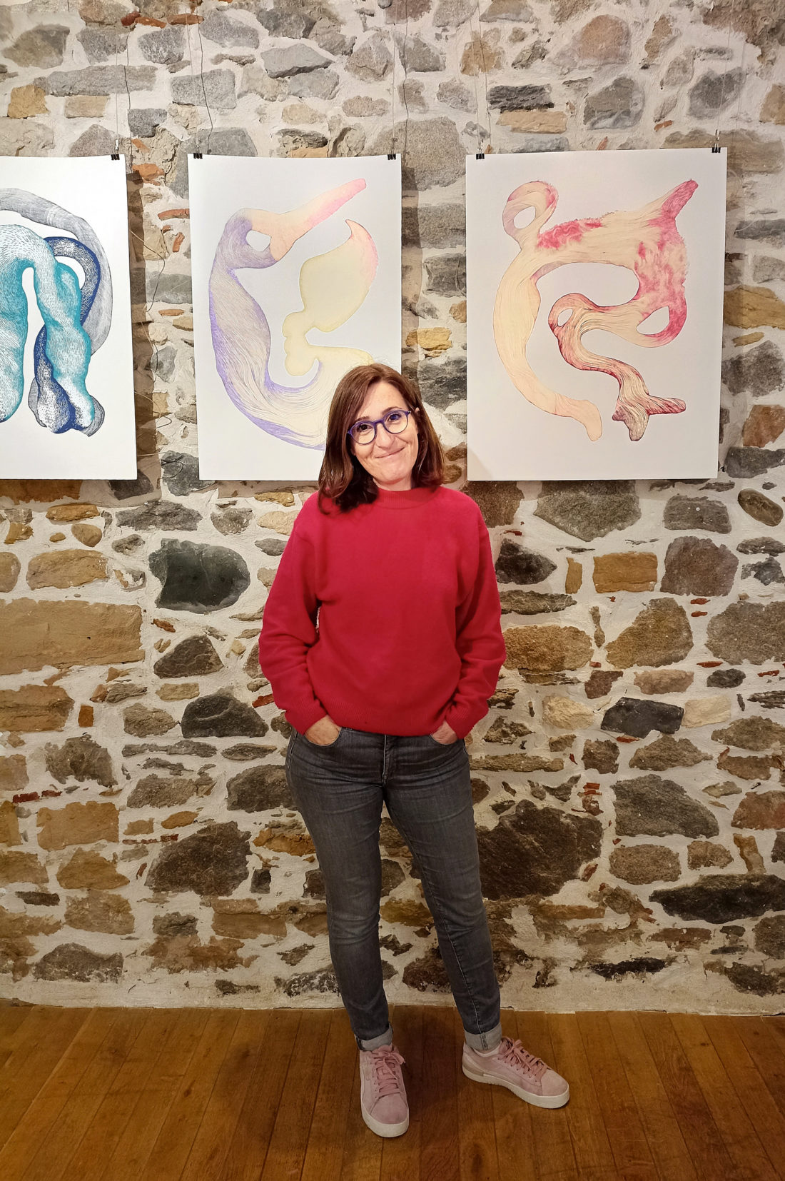 L'artiste Marlène Chevalier pendant l'exposition "Du jour au Lendemain"